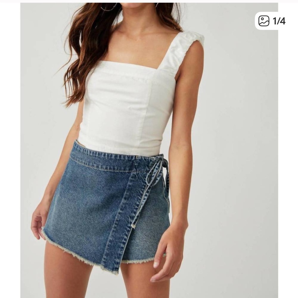NEW FREE PEOPLE ashley tank in white